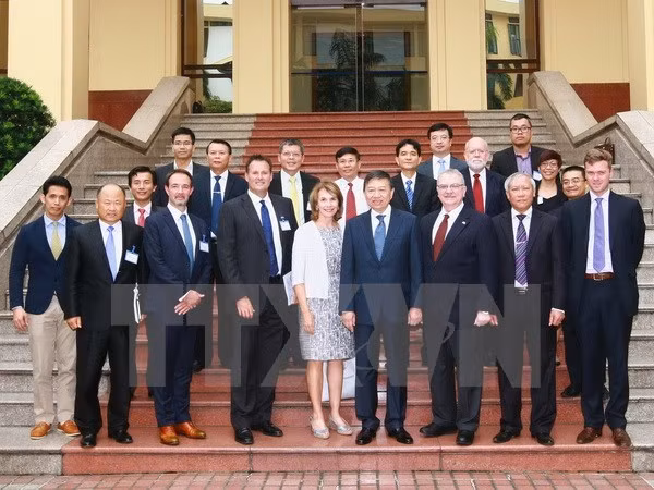 Le ministre de la Sécurité publique travaille avec le Conseil d’affaires États-Unis - ASEAN ảnh 1