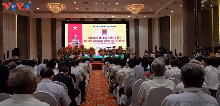 Quand les catholiques participent au mouvement d’émulation patriotique ảnh 1