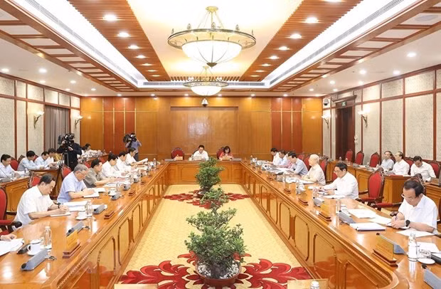 Avertissements aux permanences du Comité provincial du Parti de Thanh Hoa des mandats 2010-2015 et 2015-2020 ảnh 1