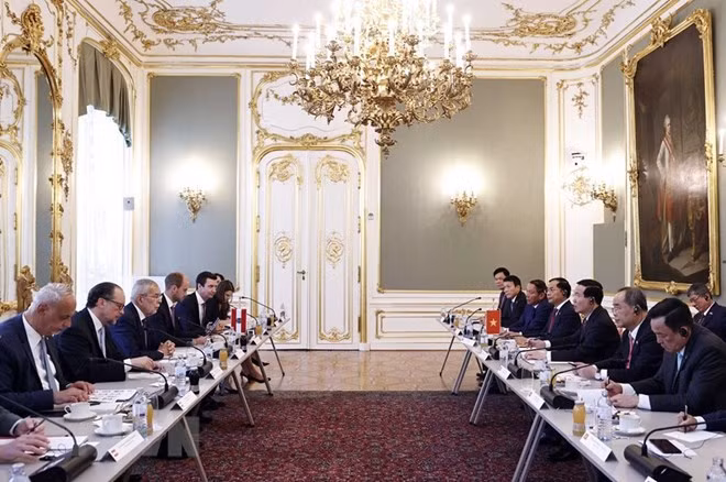 La tournée en Europe du président Vo Van Thuong a été couronnée de succès ảnh 1 La tournée en Europe du président Vo Van Thuong a été couronnée de succès ảnh 1