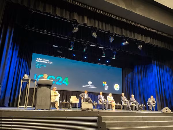 Le vice-ministre des Affaires étrangères participe à la 7ème Conférence de l'Océan Indien ảnh 1