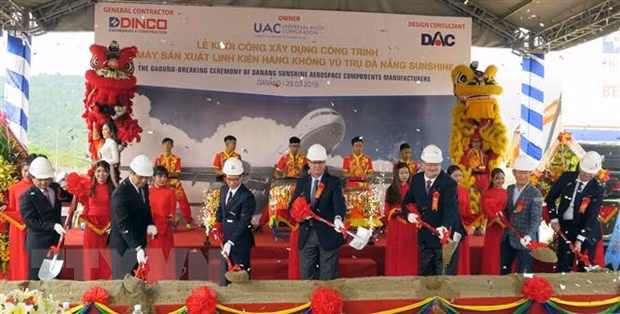 Mise en chantier de la première usine de composants aérospatiaux au Vietnam ảnh 1