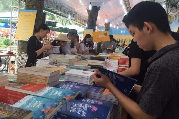 Développer de la culture de la lecture : ne pas baser seulement sur la Journée des livres ảnh 1