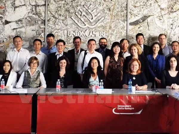 Italie: pour améliorer l'accès au marché du travail pour les étudiants vietnamiens ảnh 1