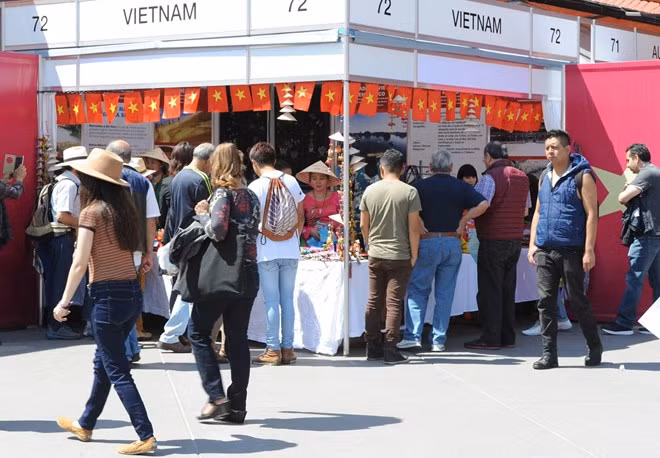 Le Vietnam à la 10e Foire des cultures amies à Mexico ảnh 1