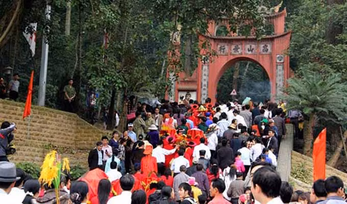 Le culte des rois Hùng à Phu Tho, trésor spirituel des Vietnamiens ảnh 1