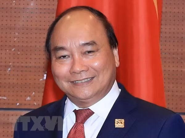 Le PM Nguyên Xuân Phuc part pour le 3e ​Sommet de la Commission du Mékong à Siem Reap ảnh 1