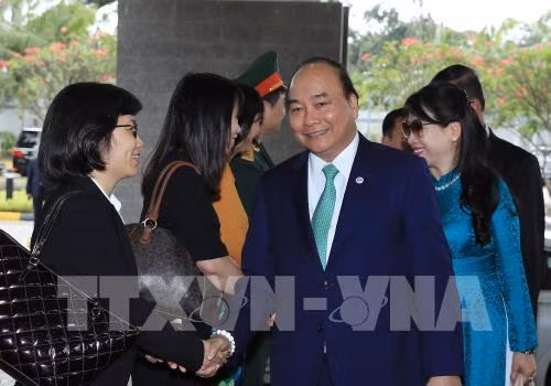 Le PM achève avec succès son séjour à Singapour ảnh 1 Le PM achève avec succès son séjour à Singapour ảnh 1