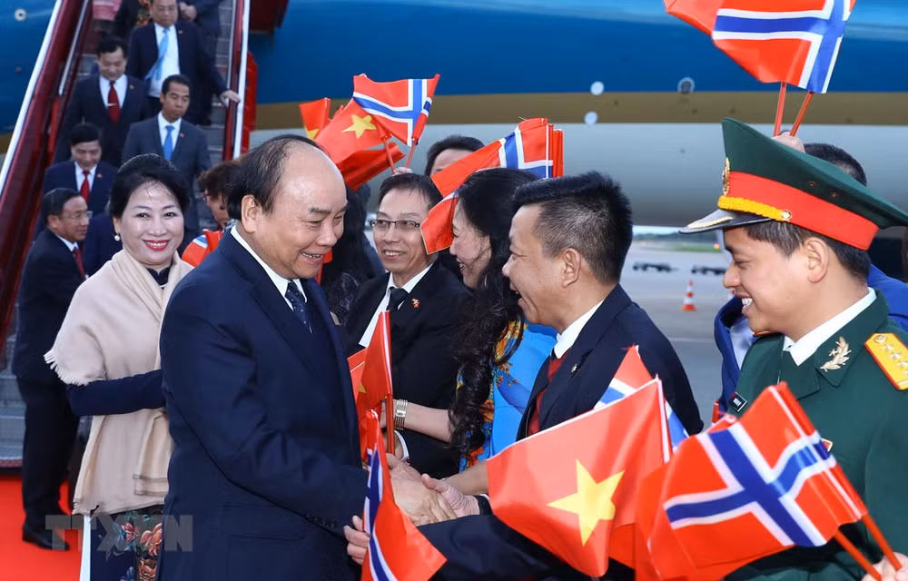 Le PM Nguyen Xuan Phuc entame une visite officielle en Norvège ảnh 1