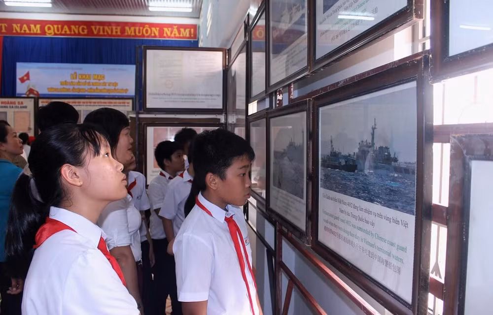 Exposition sur les archipels de Hoang Sa et Truong Sa à Binh Thuan ảnh 1
