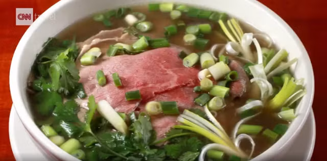 CNN recommande cinq plats à Hanoï pour les visiteurs étrangers ảnh 1