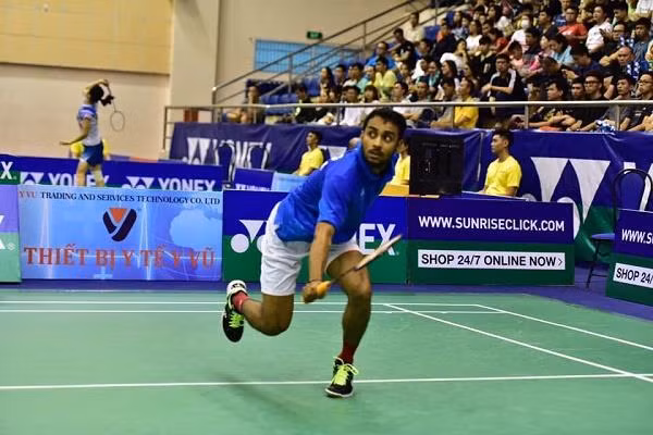 Des joueurs étrangers dominent le tournoi international de badminton élargi du Vietnam 2019 ảnh 1