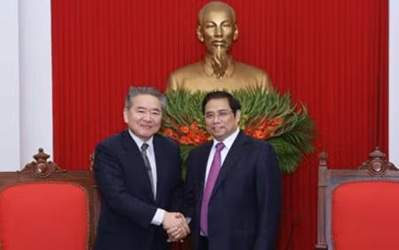 Le vice-président du Parti communiste du Japon en visite au Vietnam ảnh 1