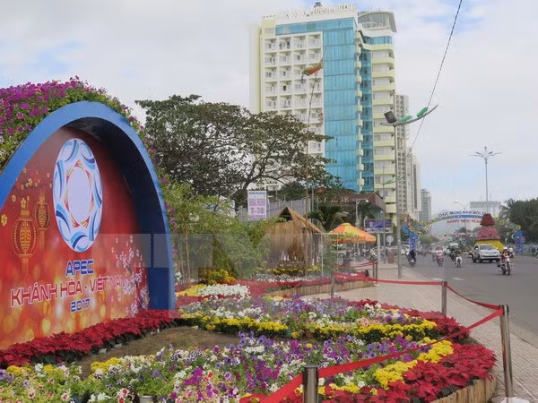 APEC 2017: les autorités de Khanh Hoa rencontrent des représentants américain et russe ảnh 1