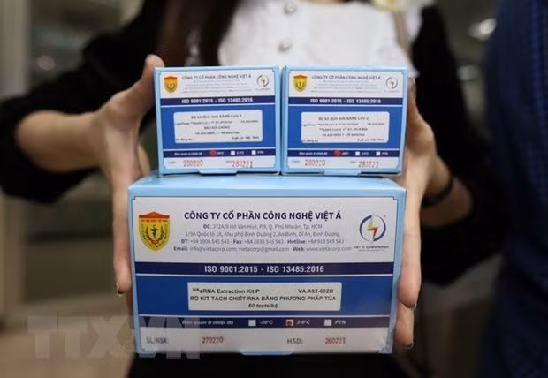 38 personnes proposées pour être poursuivies dans l’affaire d’escroquerie au kit de test COVID-19 ảnh 1