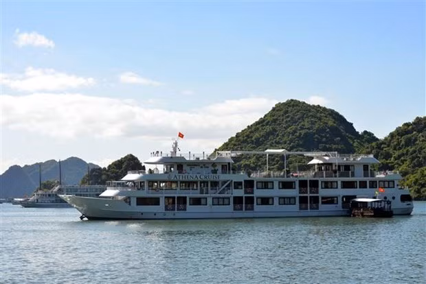 Quang Ninh vise plus de 25 millions de visiteurs d'ici 2030 ảnh 1