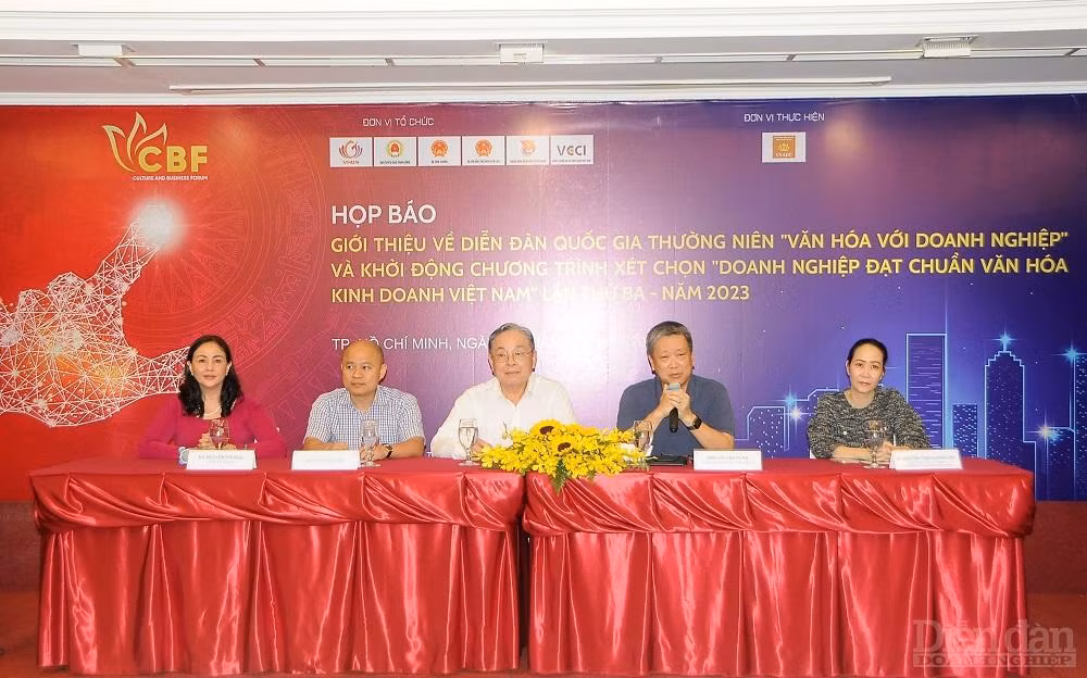 Programme de reconnaissance des entreprises conformes aux normes de culture d'entreprise du Vietnam 2023 ảnh 1