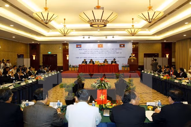 Conférence ministérielle Vietnam-Laos-Cambodge de lutte contre la drogue ảnh 1