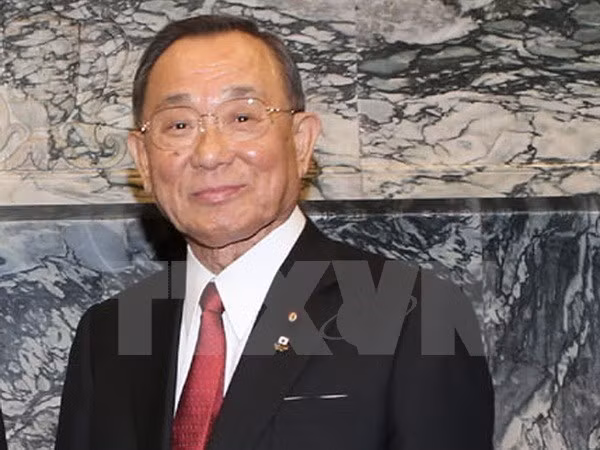 Le président de la Chambre des conseillers du Japon entame sa visite au Vietnam ảnh 1