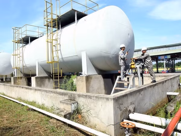 PetroVietnam Oil au Laos souffle ses 5 bougies ảnh 1