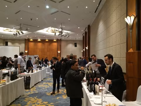 Des vins et spiritueux italiens présentés à Hanoï ảnh 1