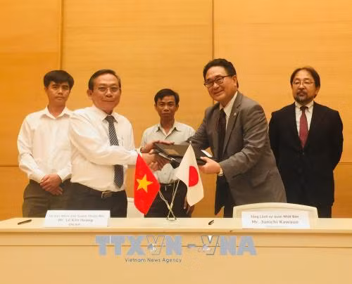 Le Japon finance des projets dans l'éducation et la santé au Vietnam ảnh 1