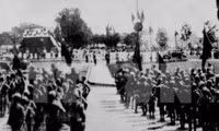 Projection des films en l’honneur du 73e anniversaire de la Révolution d’août et de la fête national ảnh 1