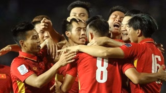 Le Vietnam gagne près de 900 points dans le classement FIFA ảnh 1