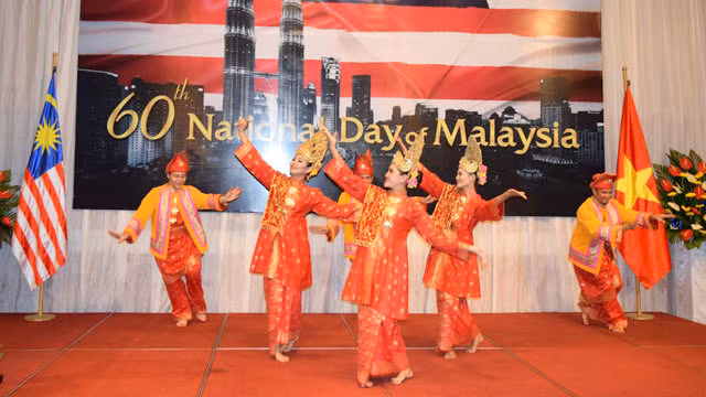 Célébration du 60e anniversaire de la Fête nationale de Malaisie à Hanoï ảnh 3