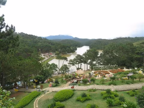Lâm Dông : Dà Lat, la ville noyée dans la verdure ảnh 3