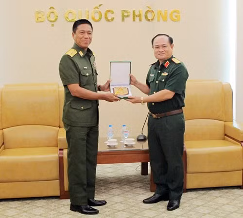 Vietnam et Myanmar coopèrent dans la médecine militaire ảnh 1