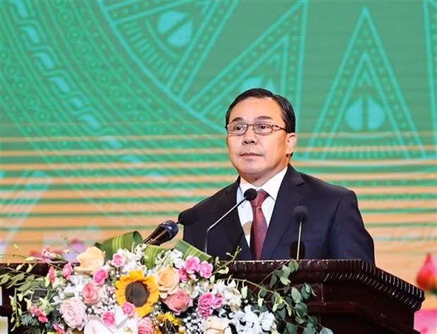 L'ambassadeur du Laos salue le rôle de leadership du Parti communiste du Vietnam ảnh 1