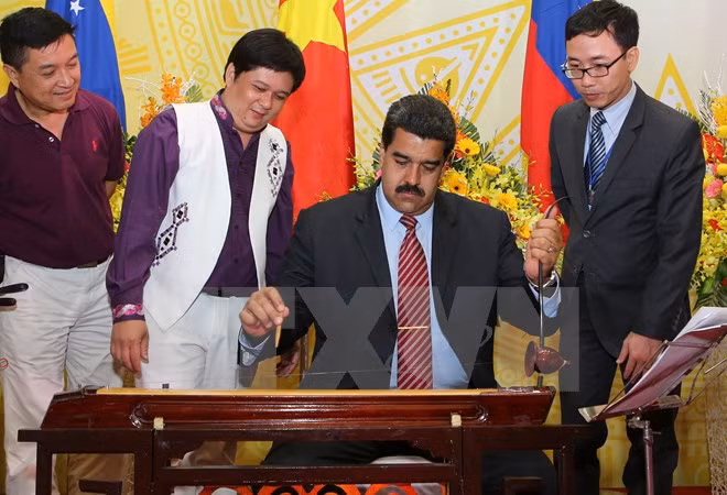 Le président vénézuélien Nicolás Maduro quitte le Vietnam ảnh 1