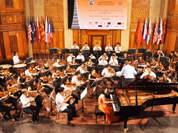 Ouverture du 3ème Concours international de piano de Hanoi ảnh 2