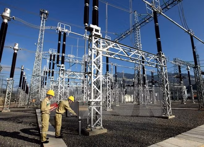 EVN met en service 96 projets de transport d'électricité en 10 mois ảnh 1