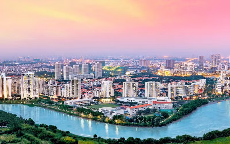 Les entreprises de Singapour augmentent leurs investissements dans le secteur immobilier au Vietnam ảnh 1