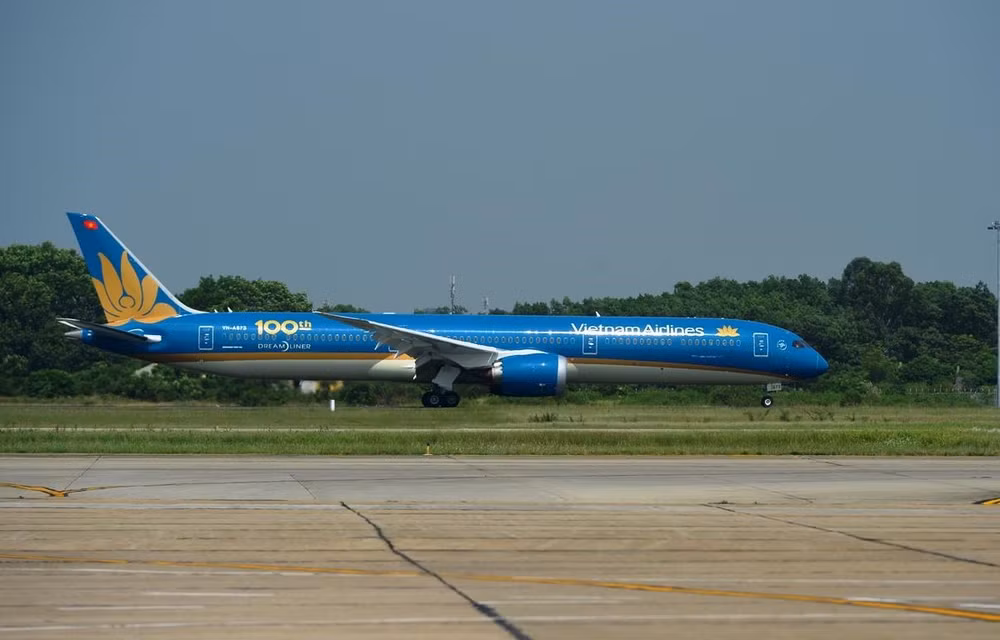 Remise en service de la piste modernisée 1B de l'aéroport de Noi Bai ảnh 1