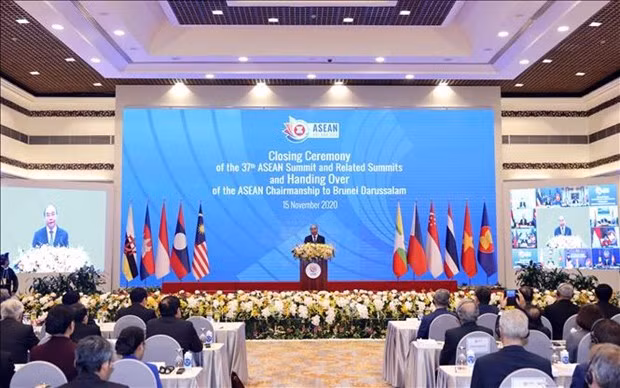 Le chercheur indonésien apprécie les grandes réalisations du Vietnam ảnh 1