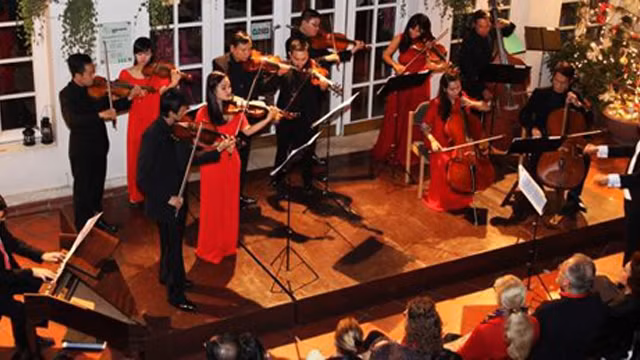 Concert pour célébrer Noël à la cathédrale de Cua Bac ảnh 1