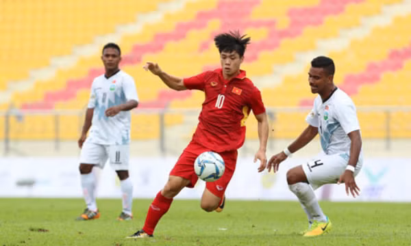 SEA Games 29 : la sélection vietnamienne de football commence du bon pied ảnh 1