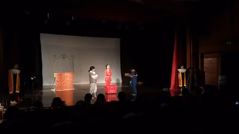 Don Quichotte de la Mancha interprété par les élèves du Lycée français à Hanoï ảnh 1