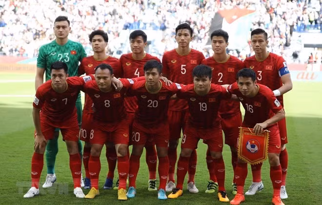 Football : le Vietnam dans le top 99 mondial du classement FIFA ảnh 1