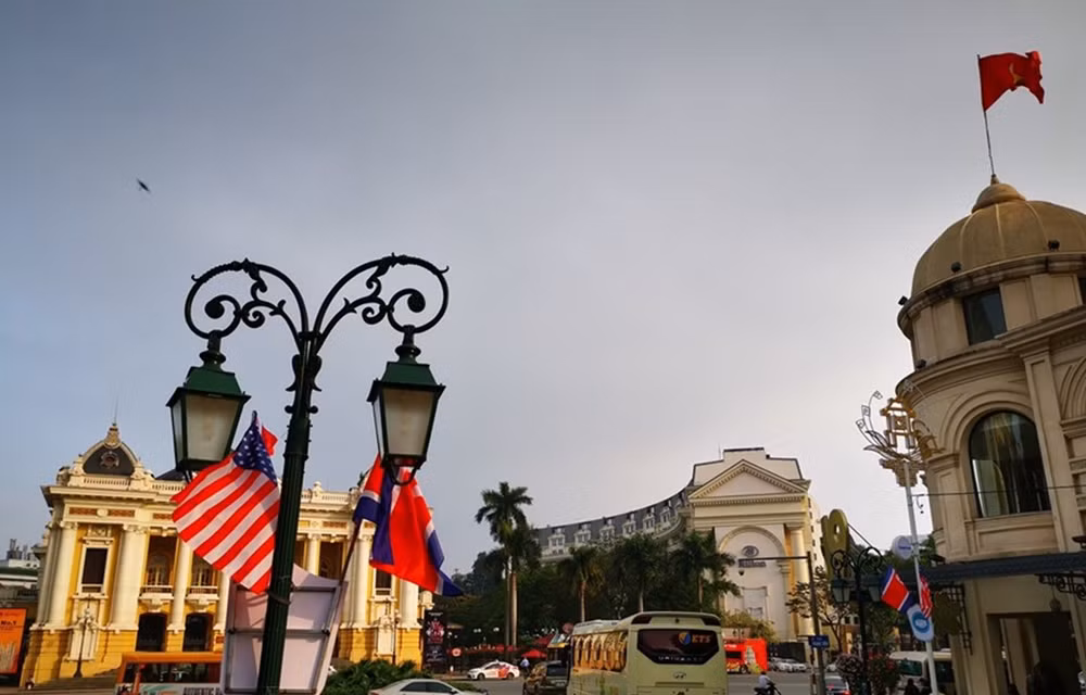 Hanoï s’embellit pour accueillir le 2e Sommet entre les Etats-Unis et la RPDC ảnh 1