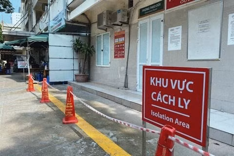 Vinh Long : resserrement des mesures préventives pour contre le COVID-19 ảnh 1
