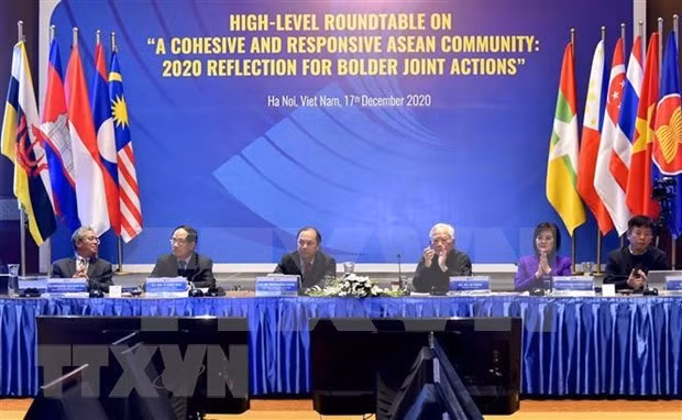 Séminaire de bilan sur le rôle du Vietnam en tant que président de l'ASEAN 2020 ảnh 1