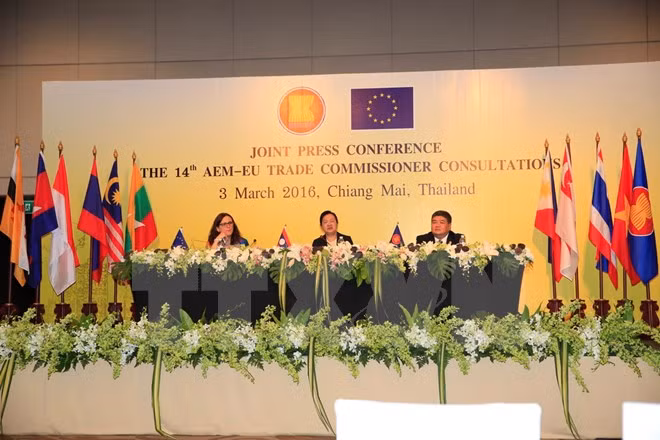 L'ASEAN d'accord pour renforcer la connectivité économique régionale et interrégionale ảnh 1