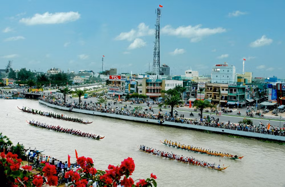 Hâu Giang: pour faire du tourisme un secteur économique de pointe ảnh 1
