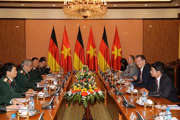 Vietnam-Allemagne : renforcement la coopération dans la défense ảnh 1 Vietnam-Allemagne : renforcement la coopération dans la défense ảnh 1