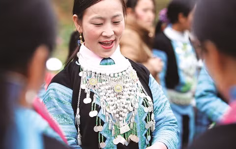 L’élégance des costumes traditionnels des femmes H’mông ảnh 2