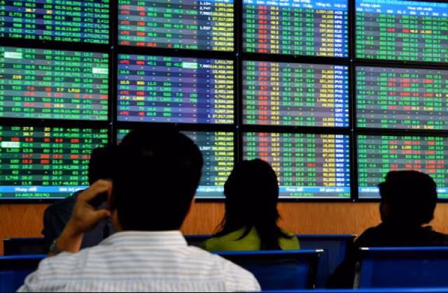 La Bourse vietnamienne attire 46.700 milliards de dongs d'investissements étrangers ảnh 1